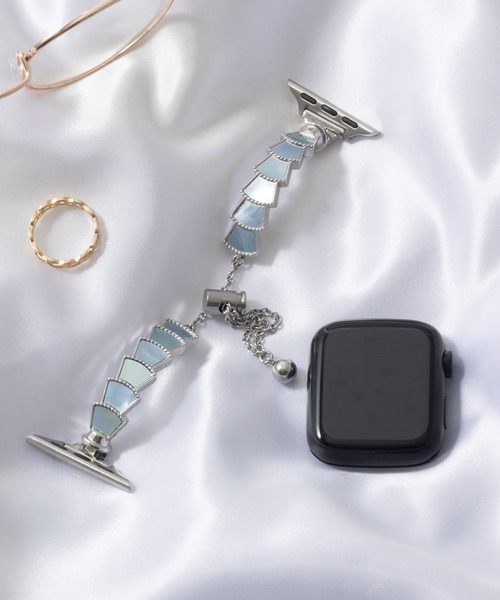 emonique(エモニーク)の「ステンレス製 Apple Watch バンド スマートウォッチバンド【38/40/41/42/44/45/49mm対応】(デジタル腕時計・レディース・ゴールド系その他/ピンクゴールド/シルバー×ブルー/ブラック/シルバー/ブラック×シルバー・38/42)」の4枚目の写真