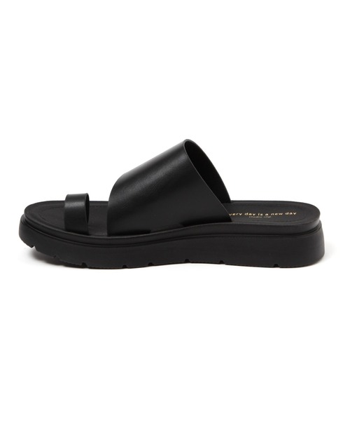 studio CLIP（スタディオクリップ）の「軽らくトングサンダル（サンダル・レディース・オフホワイト/ブラック/その他2/ブラウン・LARGE/SMALL/MEDIUM）」の20枚目の写真