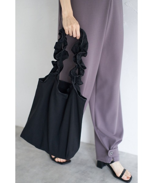 &. NOSTALGIA（アンドドットノスタルジア）の「【ZOZO限定】フリルトートバッグ（トートバッグ・レディース・ピンク/キナリ/ブラック・FREE）」の3枚目の写真