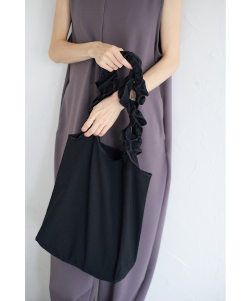 &. NOSTALGIA（アンドドットノスタルジア）の「【ZOZO限定】フリルトートバッグ（トートバッグ・レディース・ピンク/キナリ/ブラック・FREE）」の7枚目の写真