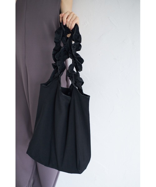 &. NOSTALGIA（アンドドットノスタルジア）の「【ZOZO限定】フリルトートバッグ（トートバッグ・レディース・ピンク/キナリ/ブラック・FREE）」の9枚目の写真