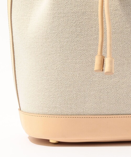 TOMORROWLAND （トゥモローランド）の「SegeN Werk.05 コットンリネン×レザー サコッシュ（ショルダーバッグ・メンズ・ライトグレー・FREE）」の6枚目の写真