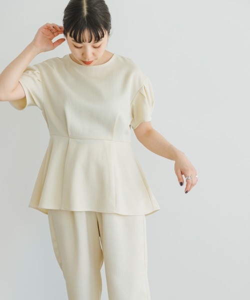 ITEMS URBANRESEARCH（アイテムズ アーバンリサーチ）の「ペプラムトップス×テーパードパンツ（パンツドレス・レディース・ブラック/オフホワイト・FREE）」の12枚目の写真