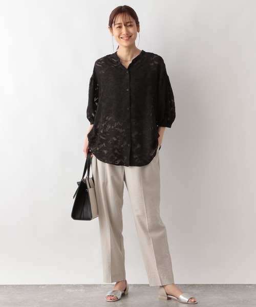 GLOBAL WORK（グローバルワーク）の「ジャガードブラウス/125537（シャツ/ブラウス・レディース・ブラック/グレイッシュベージュ/オフホワイト・FREE）」の6枚目の写真