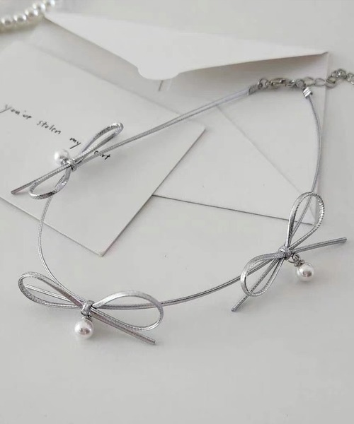 DiamondHearts（ダイヤモンドハーツ）の「リボンパールチョーカー（チョーカー・レディース・シルバー/ブラック・FREE）」の4枚目の写真