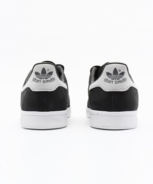 adidas(アディダス)の「ユニセックス アディダス スタンスミス コンフォート ベルクロ adidas STAN SMITH CF B24536(スニーカー・メンズ・ブラック・24.5cm/23cm/29cm/23.5cm/26.5cm/27cm/28.5cm/27.5cm/24cm/28cm)」の7枚目の写真