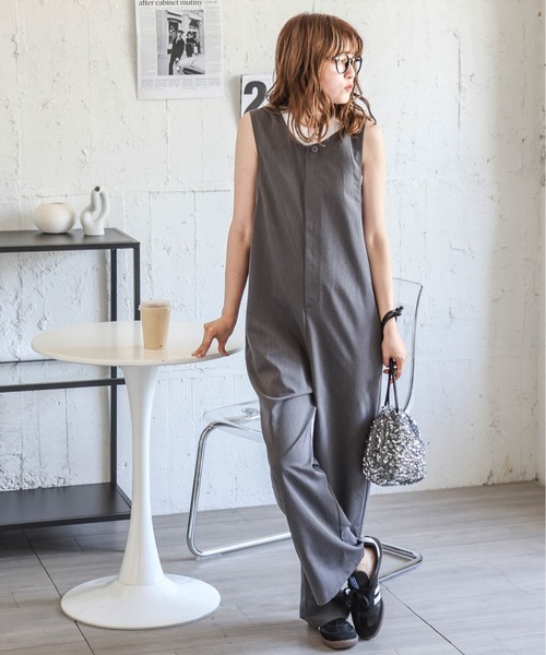 SUGAR BISKET(シュガービスケット)の「フロントジップオールインワン(つなぎ/オールインワン・レディース・ブラック/ベージュ/ネイビー/グレー・フリー)」の11枚目の写真