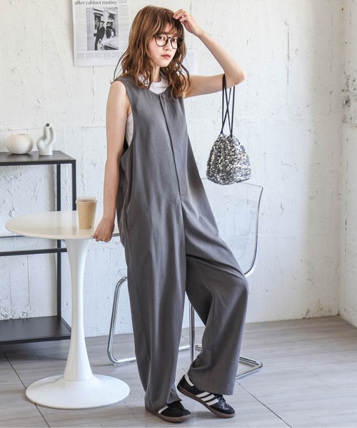 SUGAR BISKET(シュガービスケット)の「フロントジップオールインワン(つなぎ/オールインワン・レディース・ブラック/ベージュ/ネイビー/グレー・フリー)」の12枚目の写真