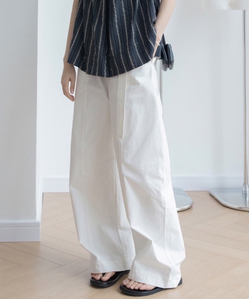 ANOTHER S(アナザーエス)の「ベルト付きカーブチノパン(チノパンツ・レディース・ホワイト/ベージュ・S/M/L/XS)」の6枚目の写真
