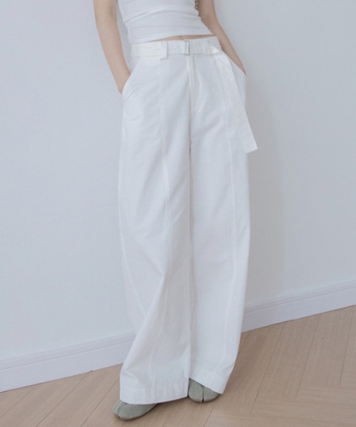 ANOTHER S(アナザーエス)の「ベルト付きカーブチノパン(チノパンツ・レディース・ホワイト/ベージュ・S/M/L/XS)」の9枚目の写真