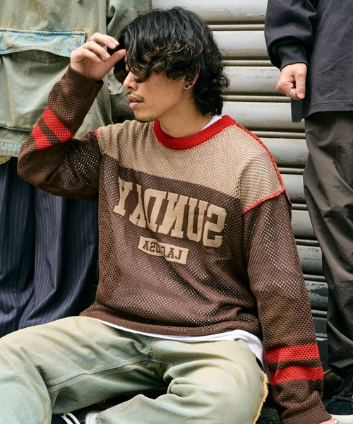 SOUNDSGOOOOD（サウンズグッド）の「【SOUNDS GOOOOD / サウンズグッド】ナンバリングメッシュニット（ニット/セーター・メンズ・ブラウン・ONE SIZE）」の4枚目の写真