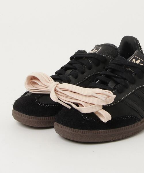 adidas（アディダス）の「サンバ OG / Samba OG / アディダスオリジナルス adidas Originals（スニーカー・レディース・ホワイト/ブラック・22.0cm/22.5cm/23.0cm/23.5cm/24.0cm/24.5cm/25.0cm/25.5cm/26.0cm/26.5cm/27.0cm/27.5cm/28.0cm/28.5cm/29.0cm）」の20枚目の写真