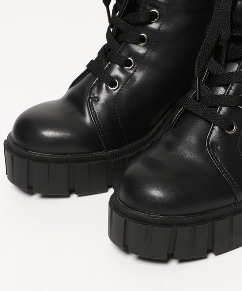 FOREVER 21（フォーエバー トゥエンティーワン）の「【2024FW】レースアップショートブーツ（ブーツ・レディース・ブラック・MEDIUM/LARGE/X-LARGE）」の5枚目の写真