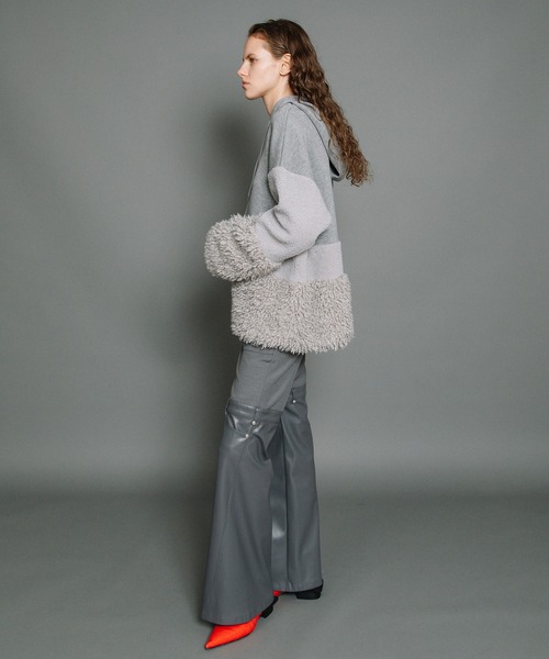 AULA AILA（アウラアイラ）の「ボアミックスフーディー（パーカー・レディース・グレー/ブラック/ホワイト・0）」の15枚目の写真