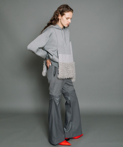 AULA AILA（アウラアイラ）の「ボアミックスフーディー（パーカー・レディース・グレー/ブラック/ホワイト・0）」の16枚目の写真