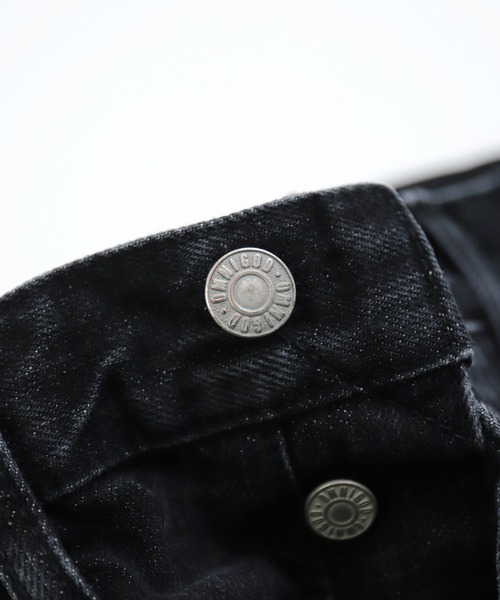 OMNIGOD（オムニゴッド）の「[OMNIGOD mens / オムニゴッド] 14ozセルヴィッジブラックデニム 5Pストレートジーンズ（デニムパンツ・メンズ・ブラック・28inch/34inch/32inch/30inch）」の11枚目の写真