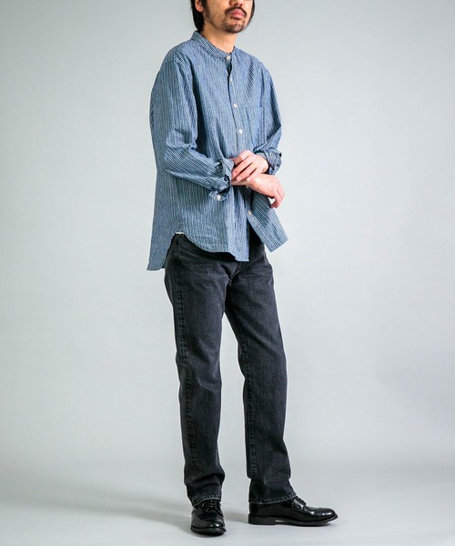 OMNIGOD（オムニゴッド）の「[OMNIGOD mens / オムニゴッド] 14ozセルヴィッジブラックデニム 5Pストレートジーンズ（デニムパンツ・メンズ・ブラック・28inch/34inch/32inch/30inch）」の4枚目の写真