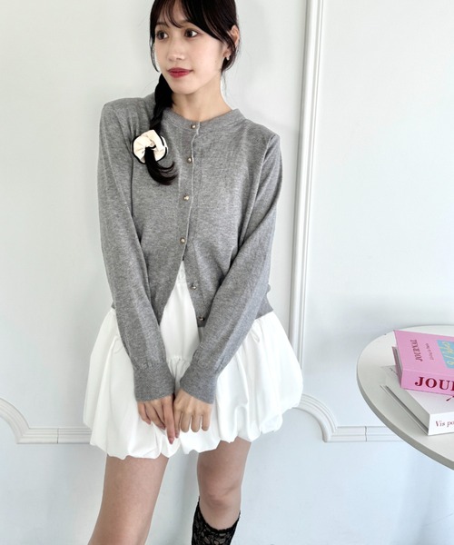 Loueme(ルエム)の「【6色展開】ゴールドボタンカーディガン(カーディガン/ボレロ・レディース・ピンク/レッド/ブラウン/グレー/ブラック/アイボリー・FREE)」の19枚目の写真