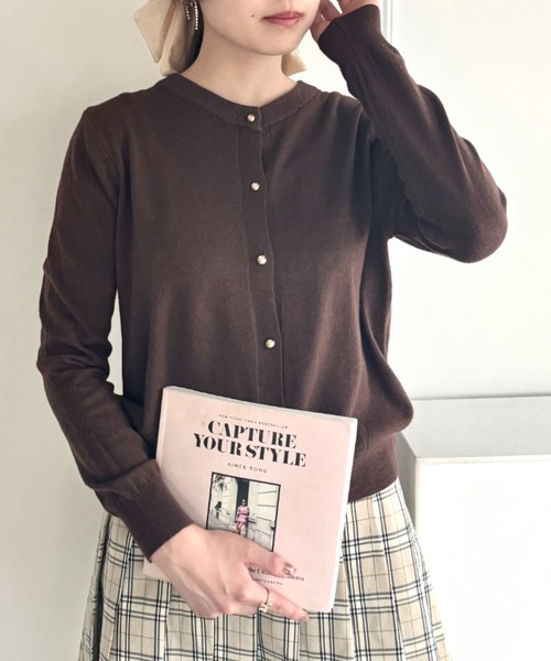 Loueme(ルエム)の「【6色展開】ゴールドボタンカーディガン(カーディガン/ボレロ・レディース・ピンク/レッド/ブラウン/グレー/ブラック/アイボリー・FREE)」の22枚目の写真