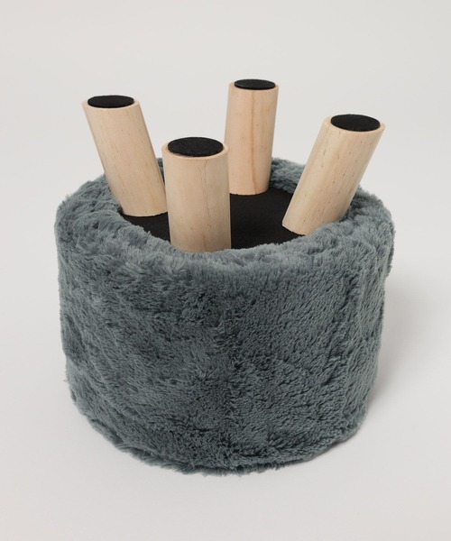 LAKOLE（ラコレ）の「ファブリックスツール[ファー] / 147903（インテリア雑貨・レディース・ブラウン/アイボリー/グレー・FREE）」の8枚目の写真