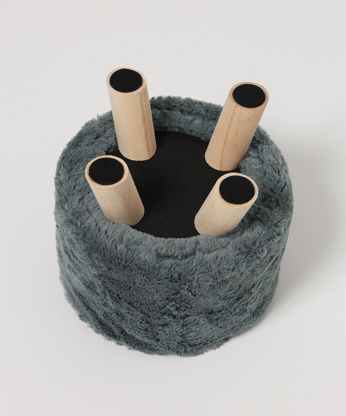 LAKOLE（ラコレ）の「ファブリックスツール[ファー] / 147903（インテリア雑貨・レディース・ブラウン/アイボリー/グレー・FREE）」の9枚目の写真