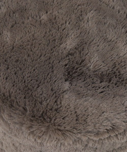 LAKOLE（ラコレ）の「ファブリックスツール[ファー] / 147903（インテリア雑貨・レディース・ブラウン/アイボリー/グレー・FREE）」の12枚目の写真