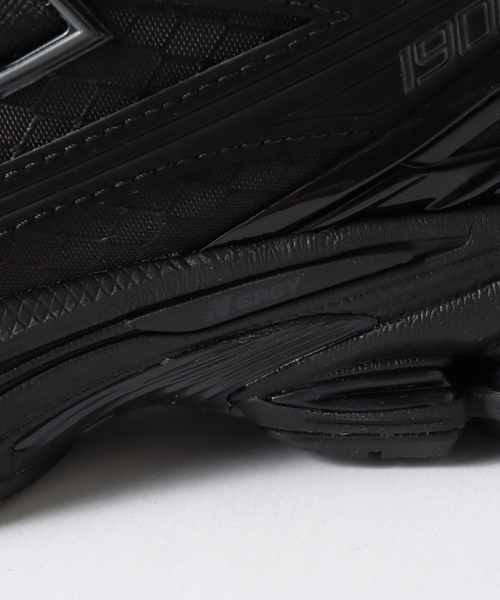NEW BALANCE(ニューバランス)の「《WEB限定》【New Balance / ニューバランス】M1906RWF(スニーカー・メンズ・ブラック・26cm/26.5cm/27.5cm/28cm)」の12枚目の写真