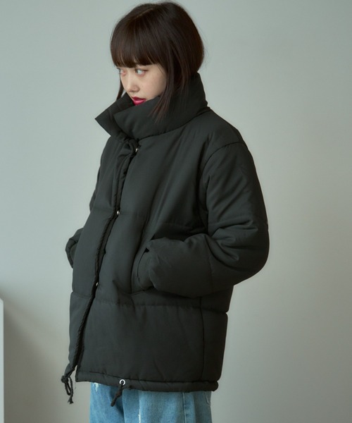 AO2（アオズ）の「puffer jacket / スタンドカラー ダウンジャケット（ダウンジャケット/コート・レディース・ブラック・FREE）」の17枚目の写真