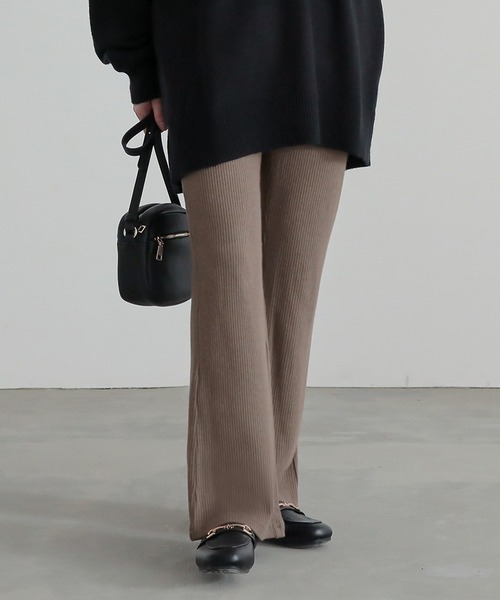 n'OrLABEL（ノアールレーベル）の「『ラメ入りリブフレアパンツ』（その他パンツ・レディース・ブラック/ブラウン/杢グレー・2/1）」の3枚目の写真