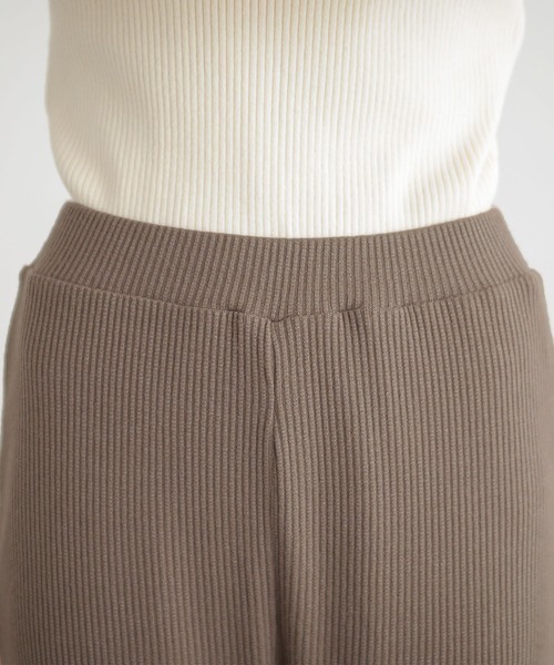 n'OrLABEL（ノアールレーベル）の「『ラメ入りリブフレアパンツ』（その他パンツ・レディース・ブラック/ブラウン/杢グレー・2/1）」の9枚目の写真