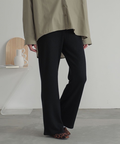 n'OrLABEL（ノアールレーベル）の「『ラメ入りリブフレアパンツ』（その他パンツ・レディース・ブラック/ブラウン/杢グレー・2/1）」の13枚目の写真