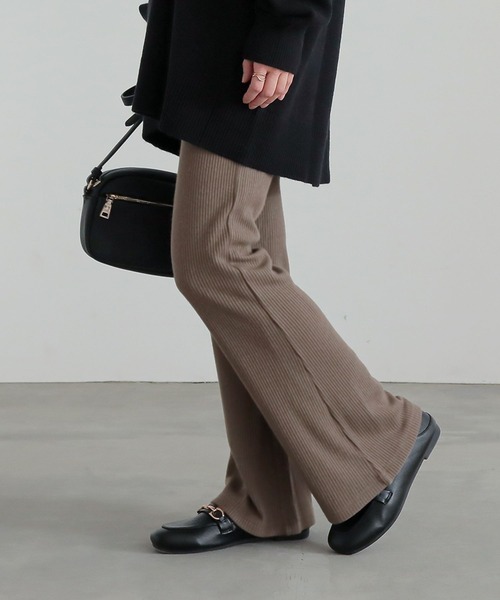 n'OrLABEL（ノアールレーベル）の「『ラメ入りリブフレアパンツ』（その他パンツ・レディース・ブラック/ブラウン/杢グレー・2/1）」の7枚目の写真