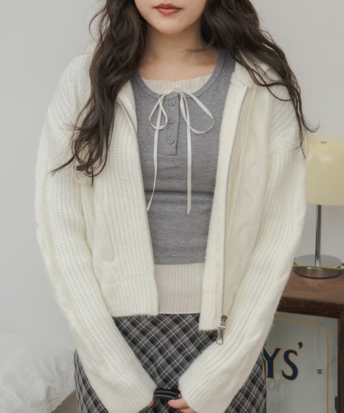 近年購入・着用１回の美品★キング㈱JUDY ジュディ ケーブル編み パーカー38 近年購入・着用1回の美品☆キング㈱JUDY ジュディ ケーブル編み
