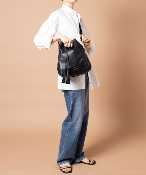 YOUNG&OLSEN The DRYGOODS STORE（ヤングアンドオルセン）の「【YOUNG&OLSEN】別注　SMOOTH LEATHER DS BAG（ショルダーバッグ・レディース・ベージュ/ブラック・FREE）」の15枚目の写真