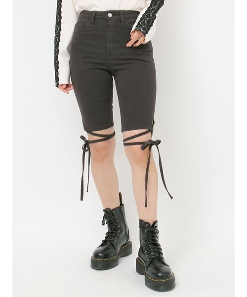 jouetie（ジュエティ）の「ストレッチデニムバイカーパンツ（デニムパンツ・レディース・ブラック/ブルー・SMALL/MEDIUM）」の21枚目の写真