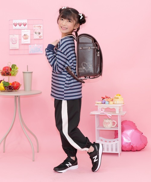 Bee des Bee（ビーデスビー）の「ライン パラシュートパンツ（その他パンツ・キッズ・ピンク/ブラック/ブラック系その他/チャコールグレー・150cm/140cm/130cm/120cm/110cm/100cm/160cm）」の8枚目の写真