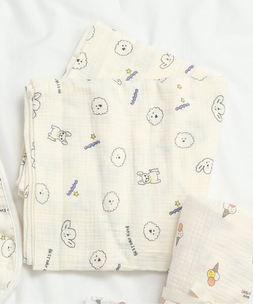 BREEZE(ブリーズ)の「ガーゼブランケット(おくるみ・キッズ・オレンジ/ブルー・FREE)」の1枚目の写真