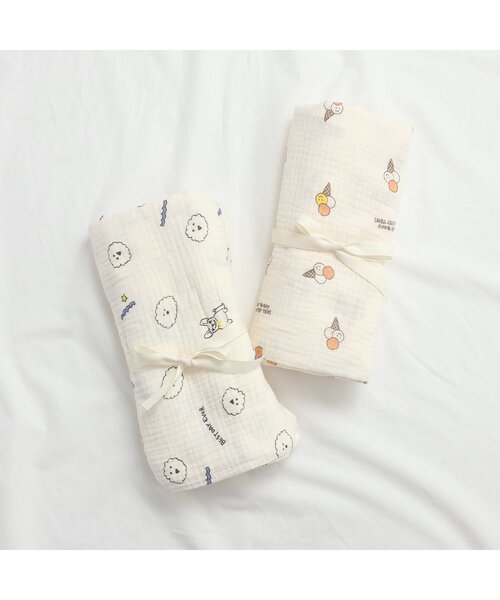 BREEZE(ブリーズ)の「ガーゼブランケット(おくるみ・キッズ・オレンジ/ブルー・FREE)」の3枚目の写真