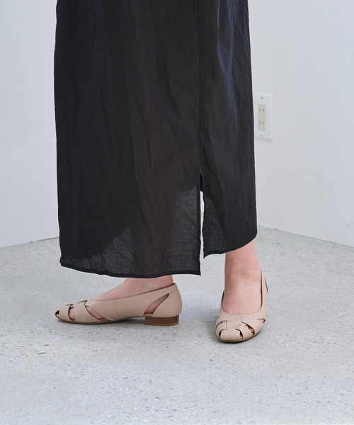 ing(イング)の「グルカデザインローヒールパンプス(パンプス・レディース・ライトピンク/ブラック/アイボリー・24.5cm/24cm/23.5cm/23cm/22.5cm)」の13枚目の写真