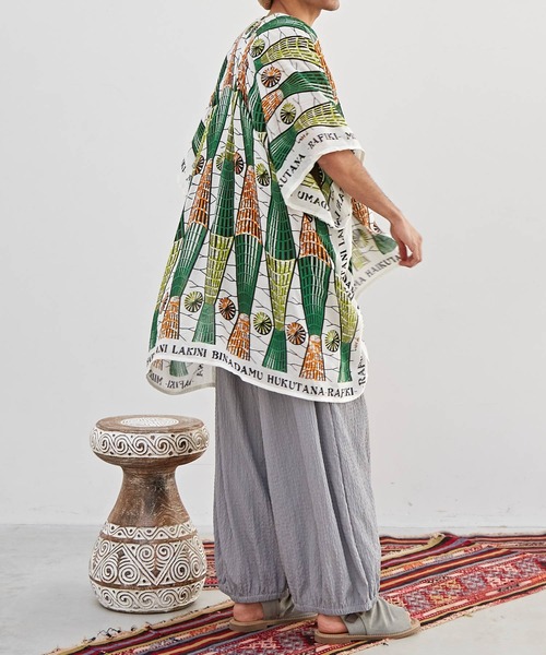 チャイハネ（チャイハネ）の「【チャイハネ】ラフィキUVパレオストール 巾着ポーチ付き（ストール/ショール・レディース・マスタード/グリーン/ブルー/ホワイト/オレンジ/ネイビー/ピンク/ターコイズブルー/レッド/ベージュ・FREE）」の18枚目の写真