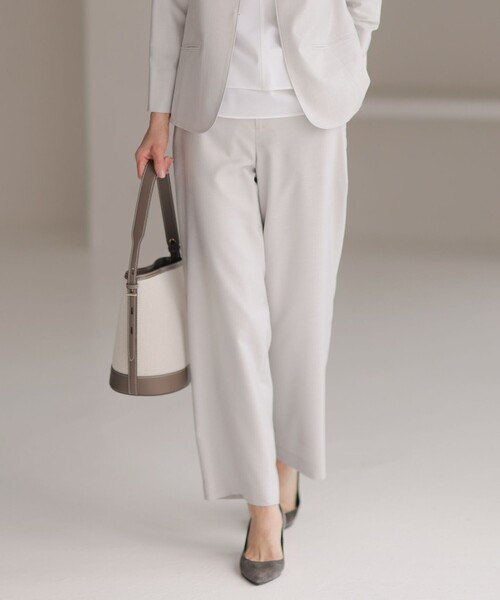 J.PRESS Ladies(J.プレス レディス)の「【セットアップ対応・洗える・UV加工・吸水速乾】OXIJEWELストレッチ ストレート パンツ(その他パンツ・レディース・ネイビー系/ライトグレー系/ベージュ系/シルバー系・XS/S)」の4枚目の写真