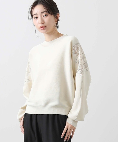 Gready Brilliant(グレディブリリアン)の「肩刺しゅうレースニット(ニット/セーター・レディース・アイボリー/コーラルピンク・38)」の10枚目の写真