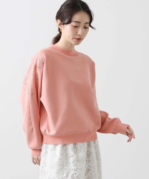 Gready Brilliant(グレディブリリアン)の「肩刺しゅうレースニット(ニット/セーター・レディース・アイボリー/コーラルピンク・38)」の18枚目の写真