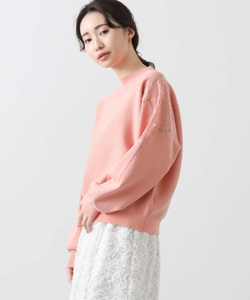 Gready Brilliant(グレディブリリアン)の「肩刺しゅうレースニット(ニット/セーター・レディース・アイボリー/コーラルピンク・38)」の19枚目の写真