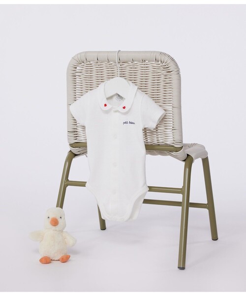 PETIT BATEAU(プチバトー)の「衿付き半袖ボディ(ロンパース・キッズ・オフホワイト・12MONTH/18MONTH/6MONTH)」の1枚目の写真