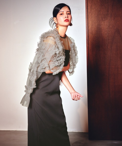 darial(ダリアル)の「【darial】2way tule bolelo dress 2点セット 2way チュール ボレロ ドレス お呼ばれ 結婚式 二次会 成人式 同窓会 セレモニードレス パーティドレス オケージョンドレス(ドレス・レディース・ベージュ×ブラック/パープル/チャコールグレー・L/M/S)」の6枚目の写真