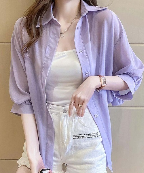 maison de LATIR(メゾンドラティール)の「透け感がトレンドの夏服UVカットシアーシャツ(シャツ/ブラウス・レディース・ブラック/ホワイト/グリーン/パープル・ONESIZE)」の4枚目の写真
