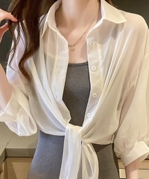 透け感がトレンドの夏服UVカットシアーシャツ