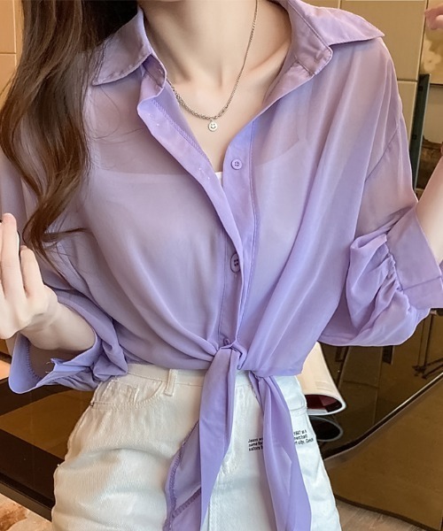 maison de LATIR(メゾンドラティール)の「透け感がトレンドの夏服UVカットシアーシャツ(シャツ/ブラウス・レディース・ブラック/ホワイト/グリーン/パープル・ONESIZE)」の16枚目の写真
