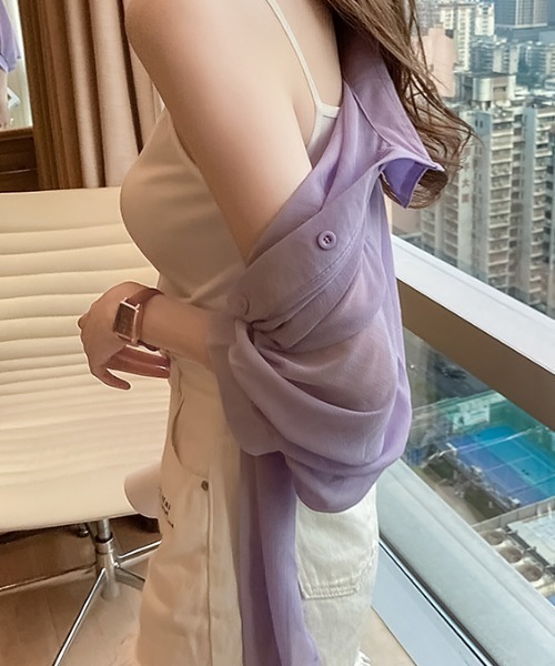 maison de LATIR(メゾンドラティール)の「透け感がトレンドの夏服UVカットシアーシャツ(シャツ/ブラウス・レディース・ブラック/ホワイト/グリーン/パープル・ONESIZE)」の18枚目の写真